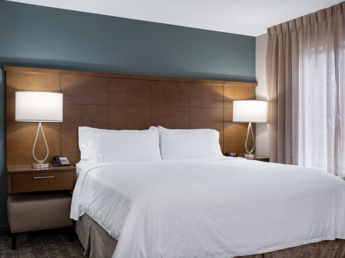 Staybridge Suites - Sioux City Southeast By Ihg Екстериор снимка