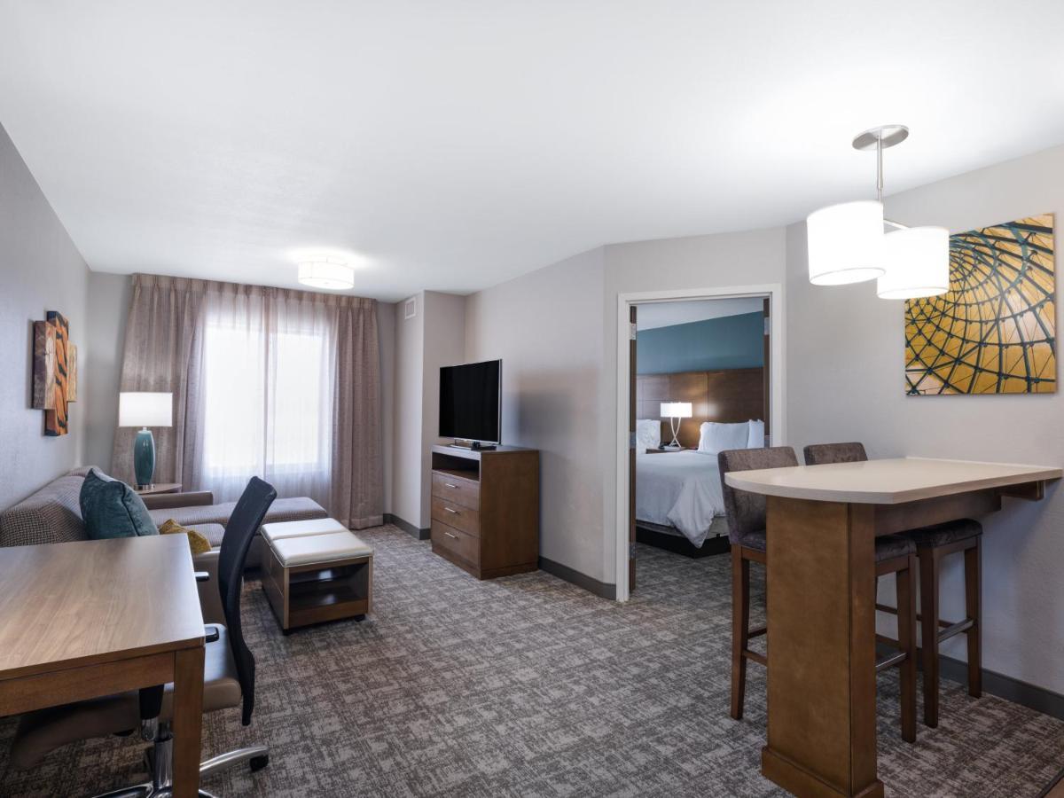 Staybridge Suites - Sioux City Southeast By Ihg Екстериор снимка