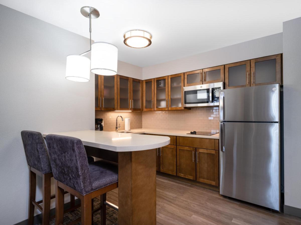 Staybridge Suites - Sioux City Southeast By Ihg Екстериор снимка